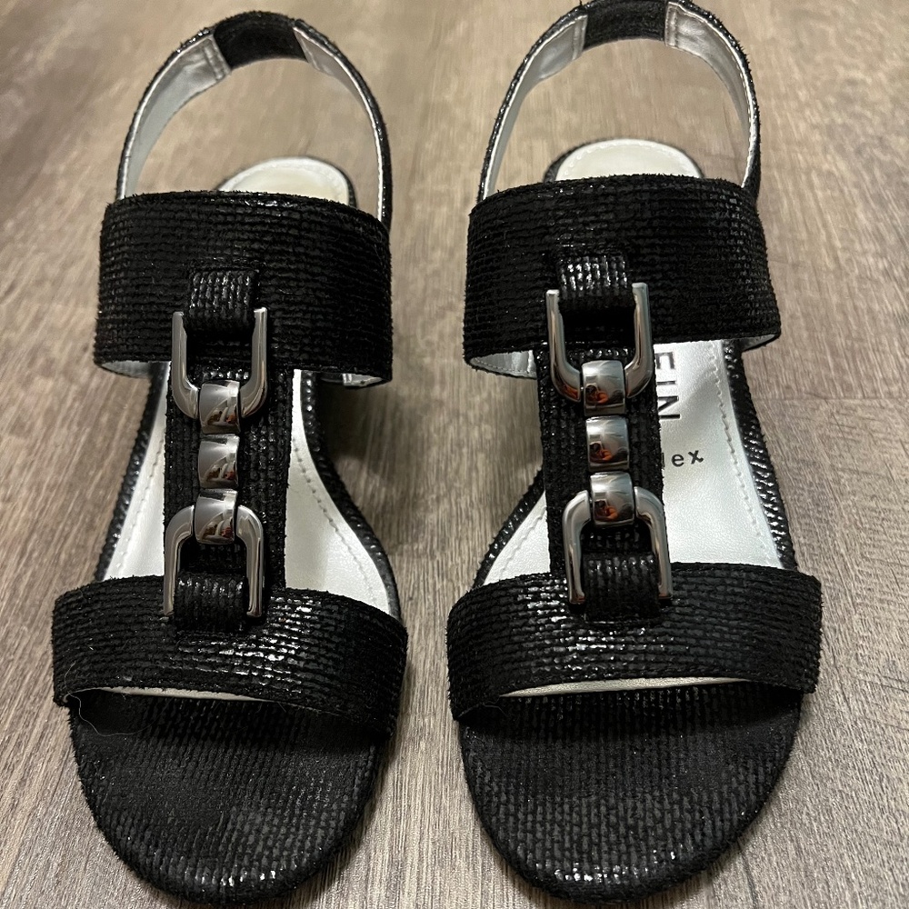 Anne Klein Varek Black Wedge Sandals